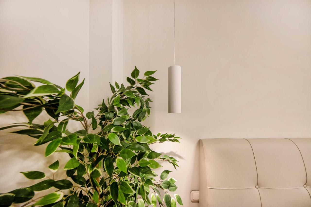 Stunning Αpartment Ιn Τhe Heart Athens. Apartamento Exterior foto